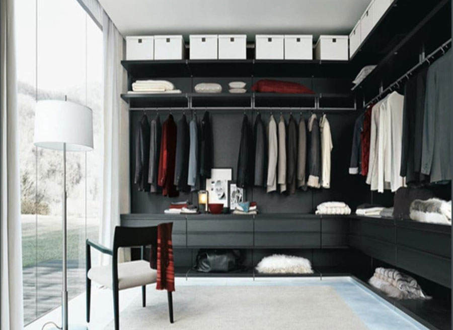Walkin wardrobe